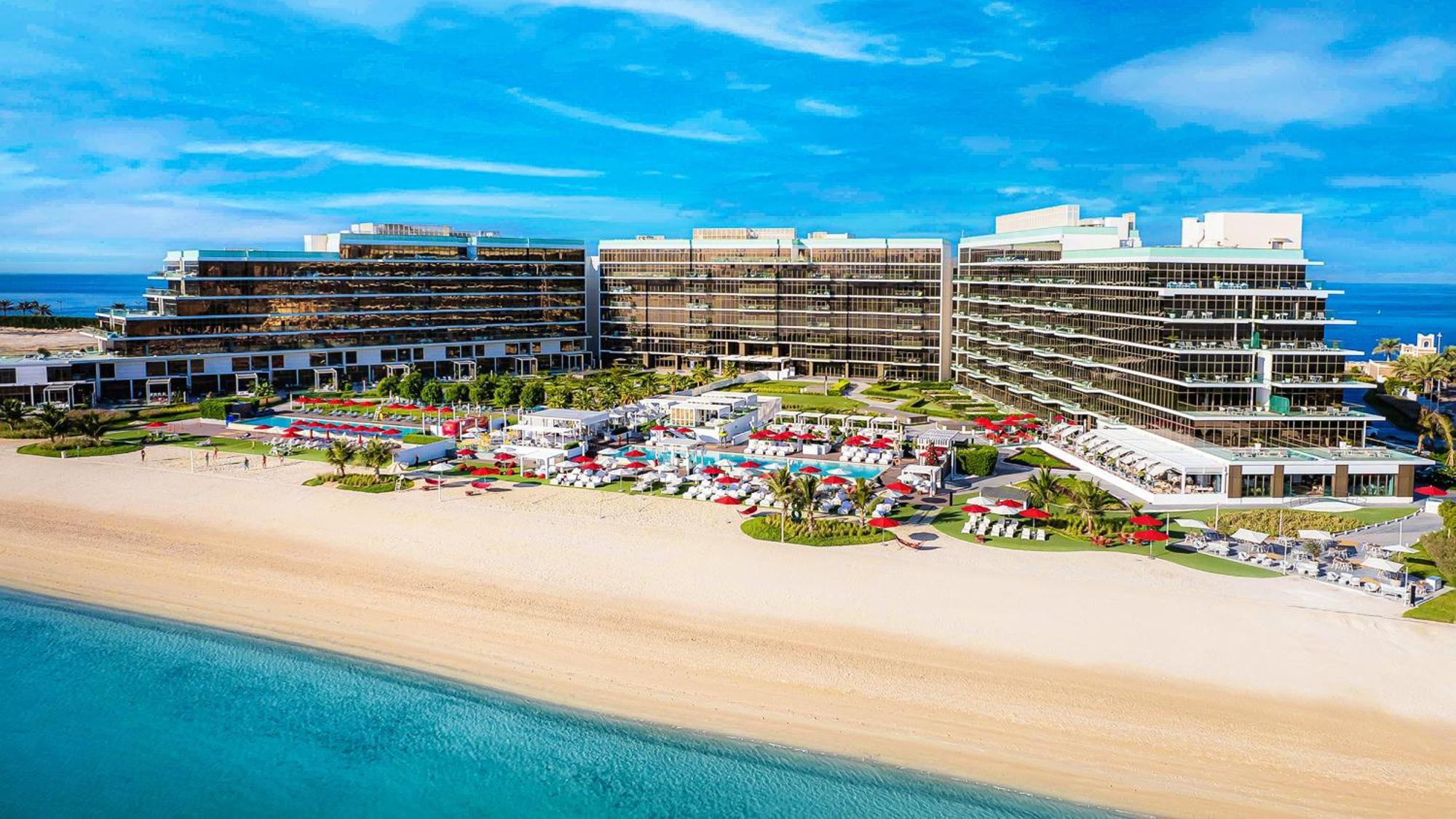 Th8 Palm Dubai Beach Resort, Vignette Collection By Ihg Esterno foto Hilton San Diego Bayfront