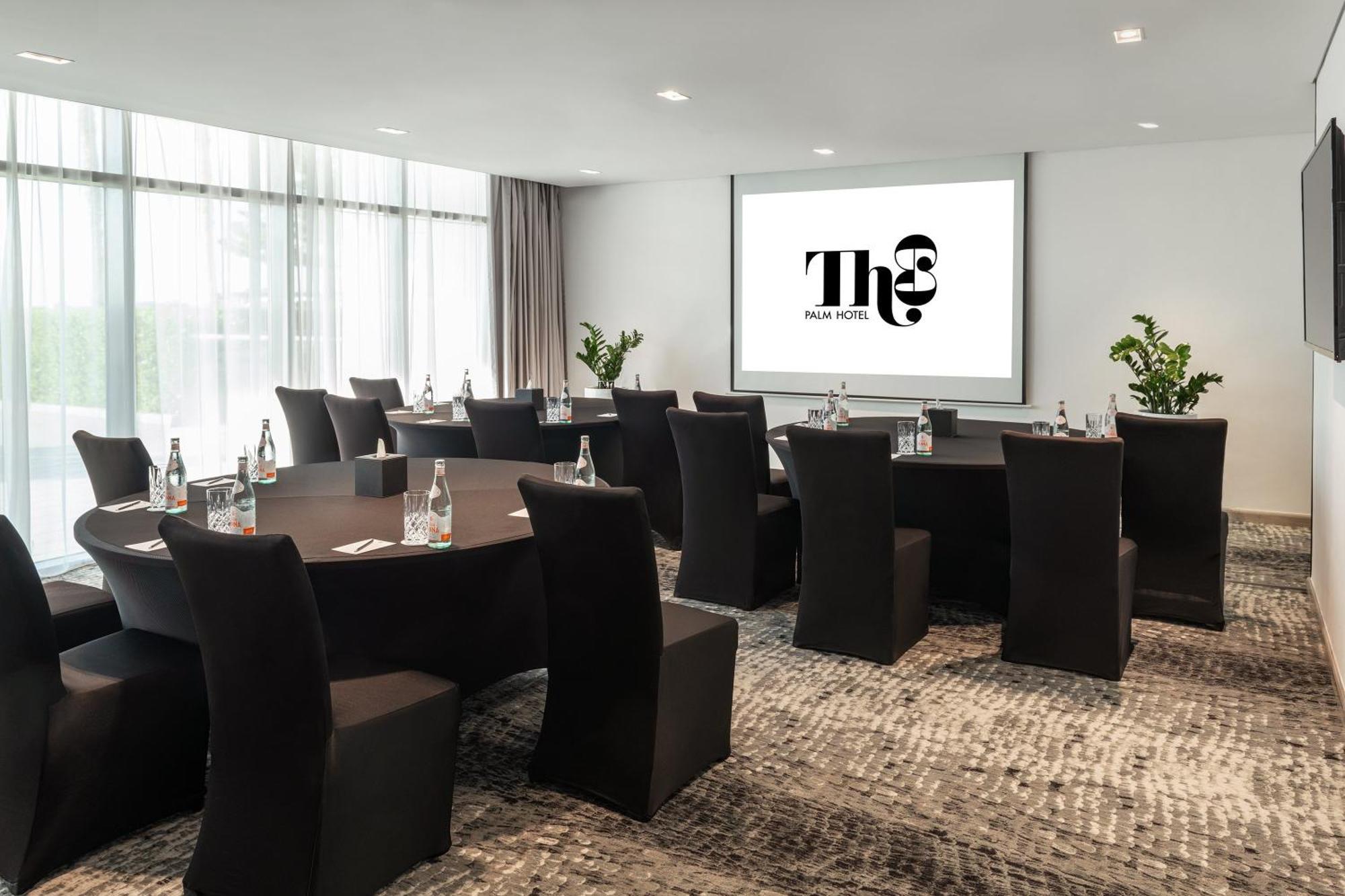 Th8 Palm Dubai Beach Resort, Vignette Collection By Ihg Esterno foto Thes