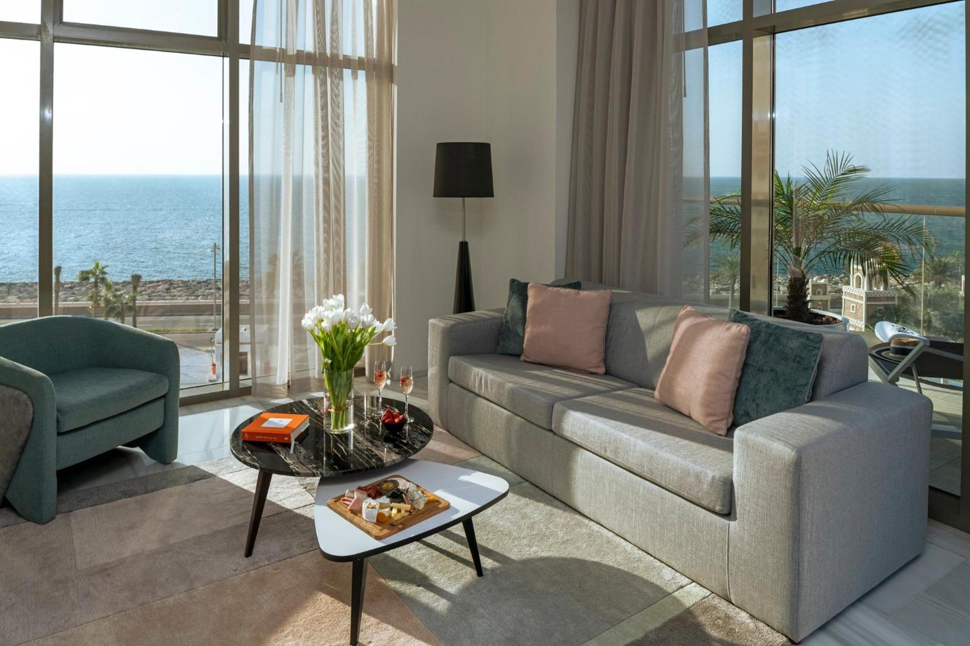 Th8 Palm Dubai Beach Resort, Vignette Collection By Ihg Esterno foto